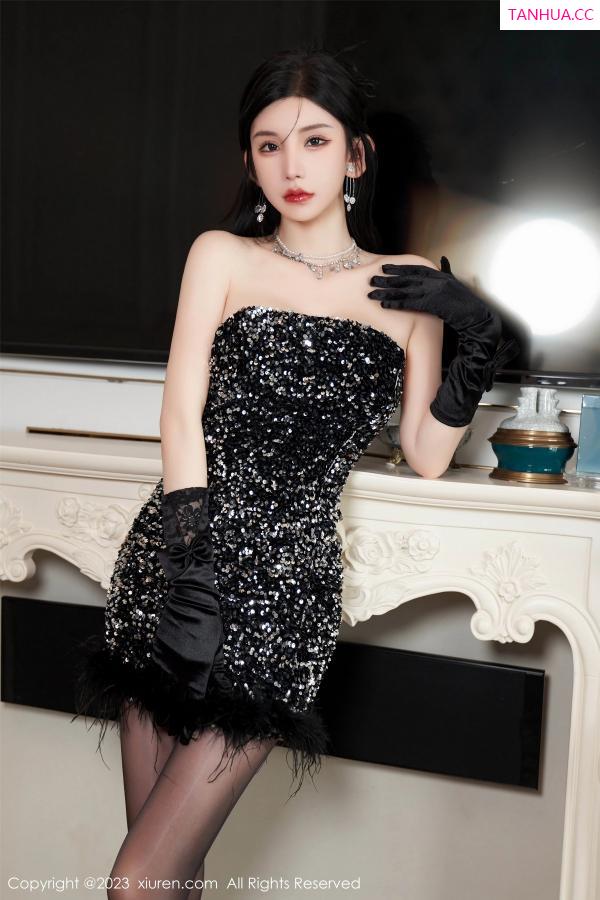 周于希dummy  [XiuRen]高清写真图 2023.05.19 No.6771 周于希Sally 美臀黑丝第24张图片